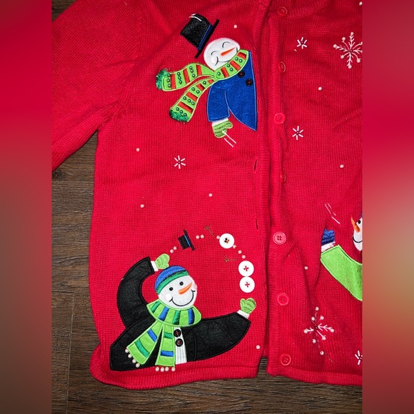 Size medium Rebecca Malone red button down snowman Christmas sweater. Festive! - Picture 2 of 4